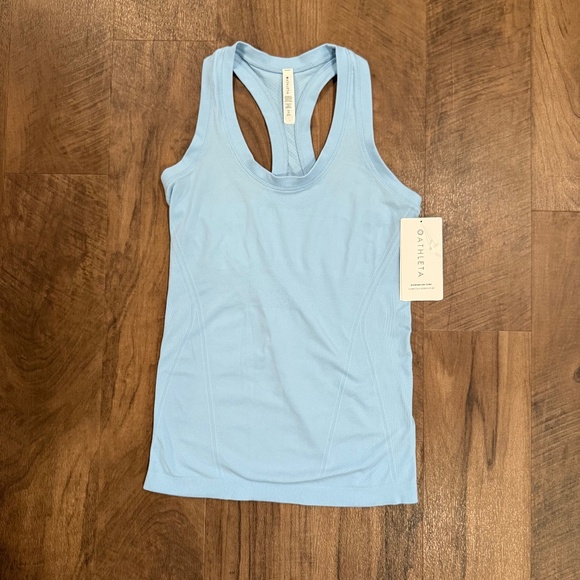 Athleta NWT Momentum Seamless Tank Sky Blue Size XS Gym Studio Outdoors - Picture 4 of 10